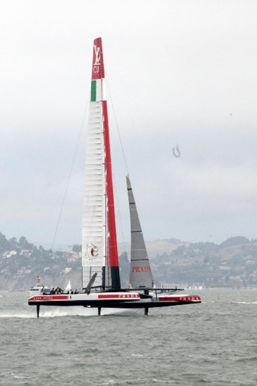 Luna Rosa boat